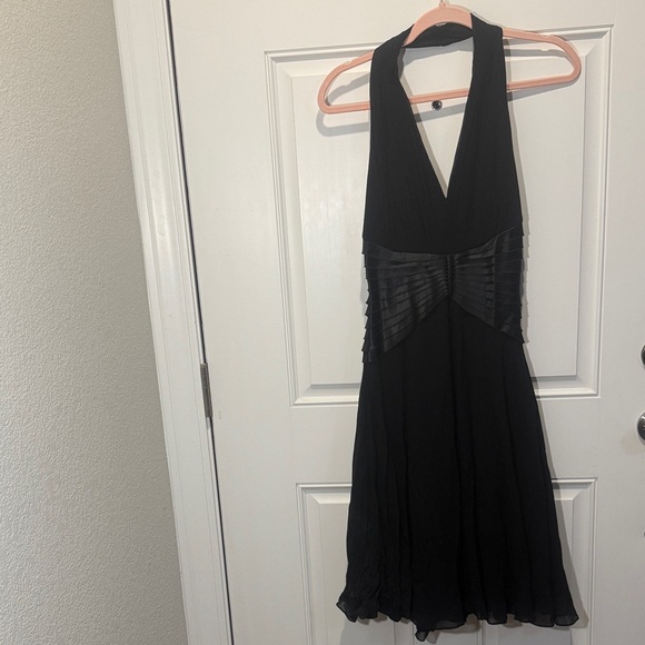 Tadashi Shoji Dresses & Skirts - Tadashi Shoji Black Backless Dress